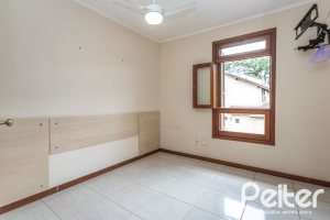 Casa em Condomínio à venda com 270m², 3 dormitórios, 1 suíte, 3 vagas, no bairro Jardim Isabel em PORTO ALEGRE