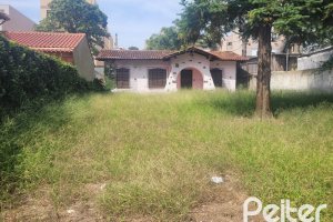 Terreno à venda, no bairro Tristeza em Porto Alegre