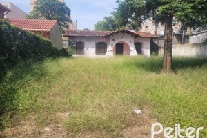 Terreno à venda, no bairro Tristeza em Porto Alegre