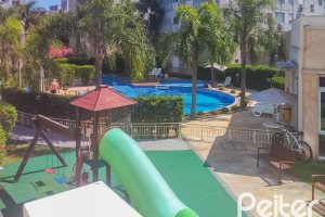 Apartamento à venda com 45m², 2 dormitórios, 1 vaga, no bairro Ipanema em PORTO ALEGRE