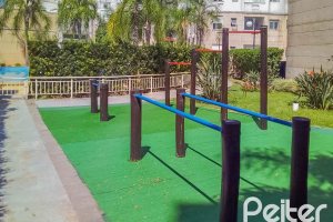 Apartamento à venda com 45m², 2 dormitórios, 1 vaga, no bairro Ipanema em PORTO ALEGRE