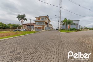 Terreno em condomínio à venda com 229m², no bairro Campo Novo em Porto Alegre