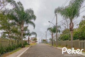 Terreno em condomínio à venda com 229m², no bairro Campo Novo em Porto Alegre