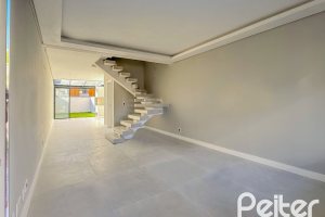 Casa em Condomínio à venda com 125m², 3 dormitórios, 3 suítes, 2 vagas, no bairro Tristeza em Porto Alegre