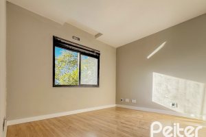 Casa em Condomínio à venda com 125m², 3 dormitórios, 3 suítes, 2 vagas, no bairro Tristeza em Porto Alegre