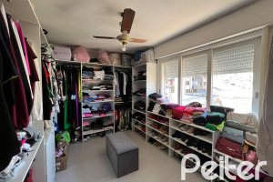 Apartamento à venda com 110m², 3 dormitórios, 1 suíte, 2 vagas, no bairro Menino Deus em Porto Alegre