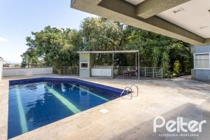 Casa à venda com 547m², 4 dormitórios, 4 suítes, 4 vagas, no bairro Vila Assunção em Porto Alegre