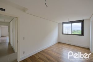 Apartamento à venda com 216m², 3 dormitórios, 3 suítes, 3 vagas, no bairro Tristeza em PORTO ALEGRE