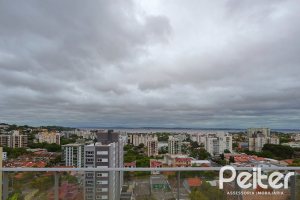 Apartamento à venda com 216m², 3 dormitórios, 3 suítes, 3 vagas, no bairro Tristeza em PORTO ALEGRE
