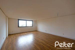 Apartamento à venda com 216m², 3 dormitórios, 3 suítes, 3 vagas, no bairro Tristeza em PORTO ALEGRE