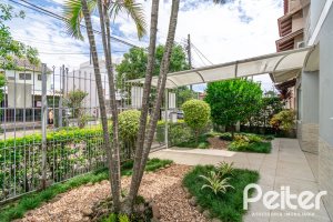 Casa à venda com 182m², 3 dormitórios, 1 suíte, 4 vagas, no bairro Espírito Santo em Porto Alegre
