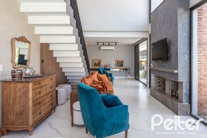 Casa em Condomínio à venda com 263m², 4 dormitórios, 4 suítes, 2 vagas, no bairro Alphaville em PORTO ALEGRE