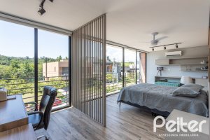 Casa em Condomínio à venda com 263m², 4 dormitórios, 4 suítes, 2 vagas, no bairro Alphaville em PORTO ALEGRE