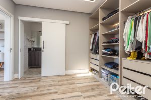 Casa em Condomínio à venda com 263m², 4 dormitórios, 4 suítes, 2 vagas, no bairro Alphaville em PORTO ALEGRE