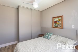 Casa em Condomínio à venda com 263m², 4 dormitórios, 4 suítes, 2 vagas, no bairro Alphaville em PORTO ALEGRE