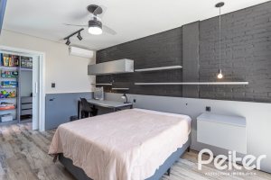 Casa em Condomínio à venda com 263m², 4 dormitórios, 4 suítes, 2 vagas, no bairro Alphaville em PORTO ALEGRE