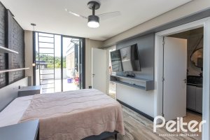 Casa em Condomínio à venda com 263m², 4 dormitórios, 4 suítes, 2 vagas, no bairro Alphaville em PORTO ALEGRE