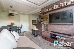 Apartamento à venda com 55m², 2 dormitórios, 1 suíte, 1 vaga, no bairro Tristeza em PORTO ALEGRE