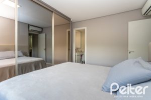 Apartamento à venda com 55m², 2 dormitórios, 1 suíte, 1 vaga, no bairro Tristeza em PORTO ALEGRE