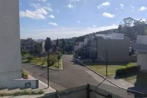 Terreno em condomínio à venda, no bairro Vila Nova em Porto Alegre