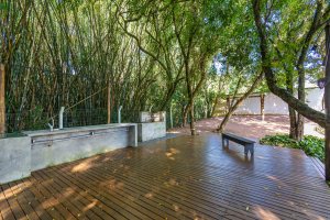 Terreno em condomínio à venda, no bairro Vila Nova em Porto Alegre