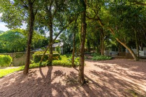 Terreno em condomínio à venda, no bairro Vila Nova em Porto Alegre