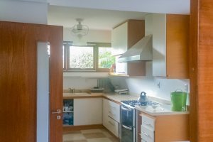 Casa em Condomínio à venda com 435m², 4 dormitórios, 3 suítes, 4 vagas, no bairro Terra Ville em PORTO ALEGRE