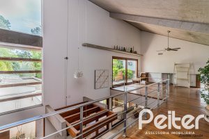 Casa em Condomínio à venda com 435m², 4 dormitórios, 3 suítes, 4 vagas, no bairro Terra Ville em PORTO ALEGRE