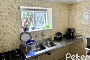 Casa à venda com 285m², 3 dormitórios, 2 vagas, no bairro Nonoai em Porto Alegre