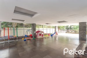 Apartamento à venda com 116m², 3 dormitórios, 1 suíte, 1 vaga, no bairro Moinhos De Vento em Porto Alegre