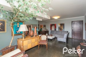 Apartamento à venda com 116m², 3 dormitórios, 1 suíte, 1 vaga, no bairro Moinhos De Vento em Porto Alegre