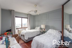 Apartamento à venda com 116m², 3 dormitórios, 1 suíte, 1 vaga, no bairro Moinhos De Vento em Porto Alegre