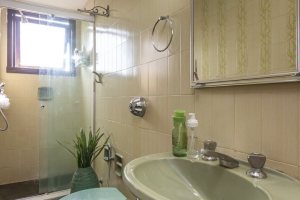 Apartamento à venda com 116m², 3 dormitórios, 1 suíte, 1 vaga, no bairro Moinhos De Vento em Porto Alegre