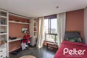 Apartamento à venda com 116m², 3 dormitórios, 1 suíte, 1 vaga, no bairro Moinhos De Vento em Porto Alegre