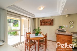 Casa à venda com 102m², 2 dormitórios, 2 suítes, 1 vaga, no bairro Ipanema em Porto Alegre