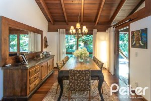 Casa em Condomínio à venda com 282m², 3 dormitórios, 1 suíte, 3 vagas, no bairro Cavalhada em PORTO ALEGRE