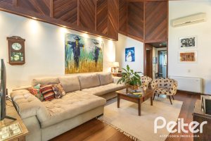 Casa em Condomínio à venda com 282m², 3 dormitórios, 1 suíte, 3 vagas, no bairro Cavalhada em PORTO ALEGRE