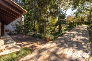 Casa em Condomínio à venda com 282m², 3 dormitórios, 1 suíte, 3 vagas, no bairro Cavalhada em PORTO ALEGRE