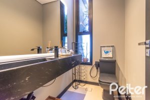 Casa em Condomínio à venda com 260m², 3 dormitórios, 3 suítes, 4 vagas, no bairro Alphaville em PORTO ALEGRE