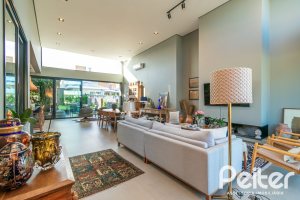 Casa em Condomínio à venda com 260m², 3 dormitórios, 3 suítes, 4 vagas, no bairro Alphaville em PORTO ALEGRE