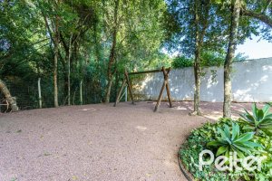 Terreno em condomínio à venda com 276m², no bairro Vila Nova em Porto Alegre