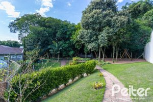 Terreno em condomínio à venda com 276m², no bairro Vila Nova em Porto Alegre