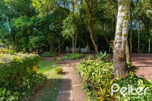 Terreno em condomínio à venda com 276m², no bairro Vila Nova em Porto Alegre