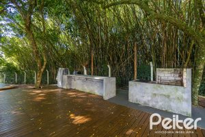 Terreno em condomínio à venda com 276m², no bairro Vila Nova em Porto Alegre