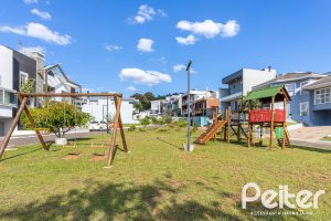 Terreno em condomínio à venda com 276m², no bairro Vila Nova em Porto Alegre