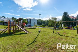 Terreno em condomínio à venda com 276m², no bairro Vila Nova em Porto Alegre