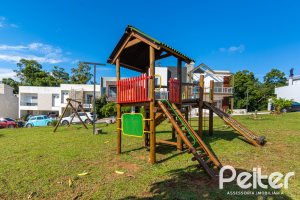 Terreno em condomínio à venda com 276m², no bairro Vila Nova em Porto Alegre