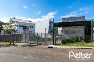 Terreno em condomínio à venda com 276m², no bairro Vila Nova em Porto Alegre