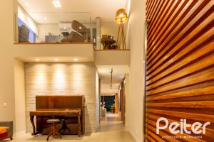 Casa em Condomínio à venda com 308m², 3 dormitórios, 3 suítes, 2 vagas, no bairro Alphaville em PORTO ALEGRE