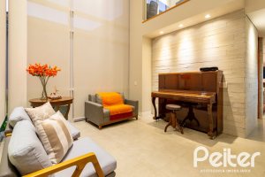 Casa em Condomínio à venda com 308m², 3 dormitórios, 3 suítes, 2 vagas, no bairro Alphaville em PORTO ALEGRE